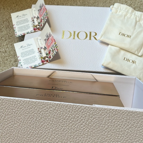DIOR PRESTIGE The exceptional cotton pads 2x100 2 misss Dior testers, 2 pouches - Picture 5 of 5